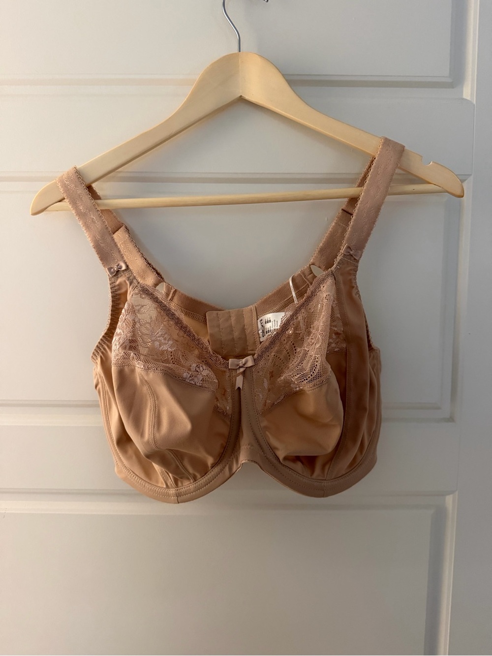 Elomi Nude Lace Full-Cup Support Bra